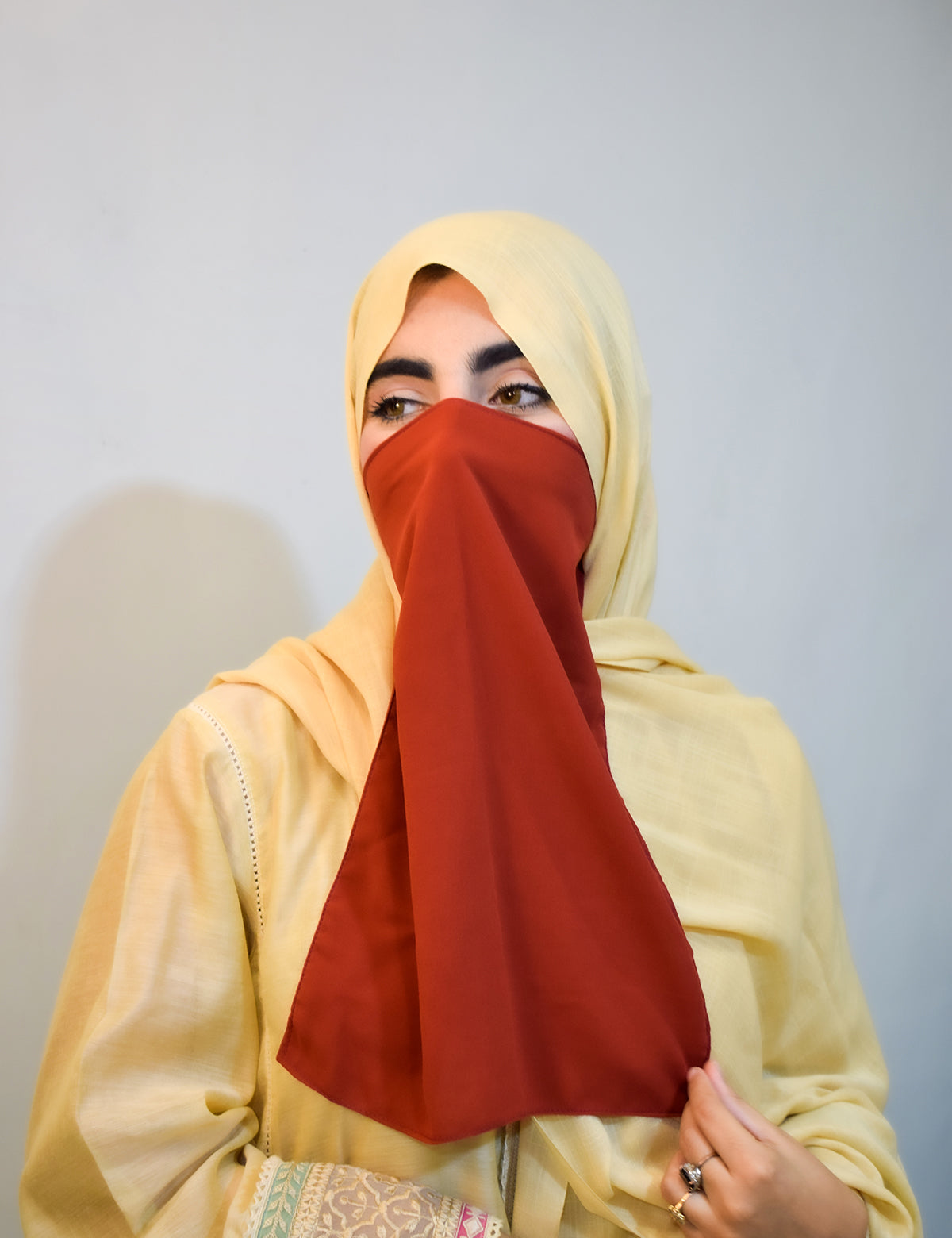 Half Niqab